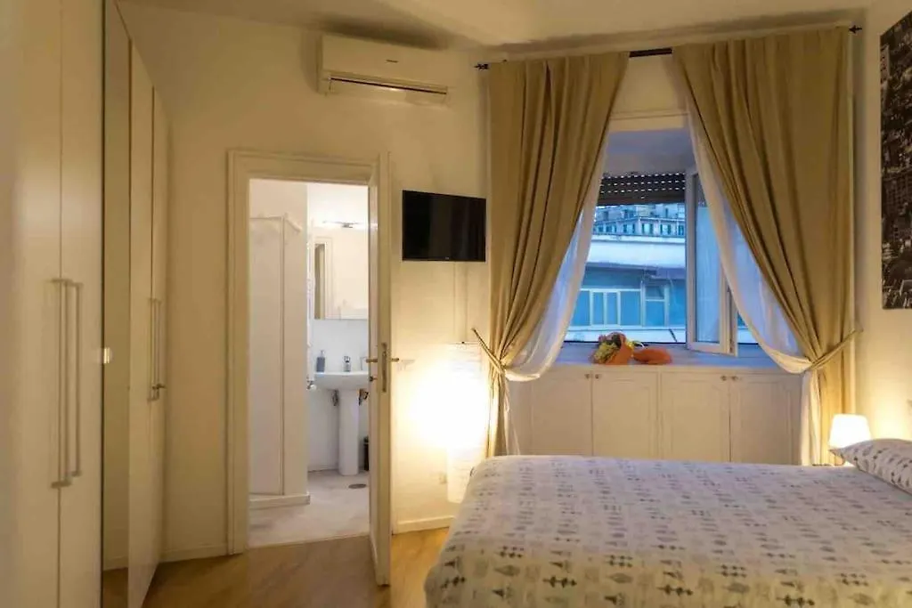 Vatican Penthouse 1 By Almond Tree Rom